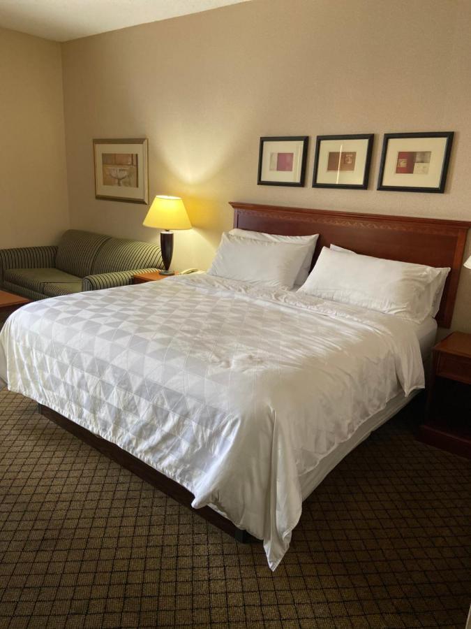 Holiday Inn Dayton/Fairborn I-675 By Ihg Extérieur photo