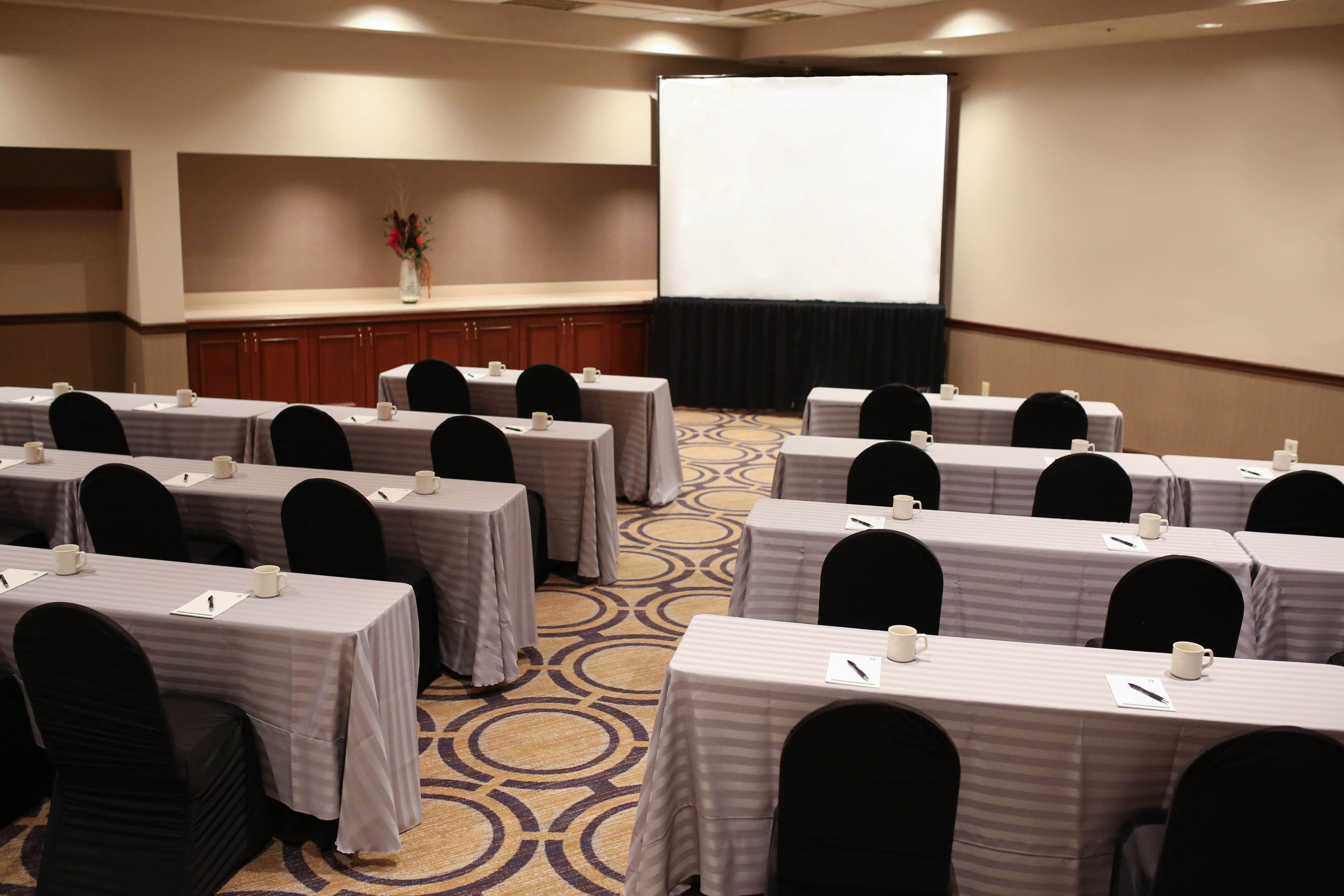 Holiday Inn Dayton/Fairborn I-675 By Ihg Extérieur photo